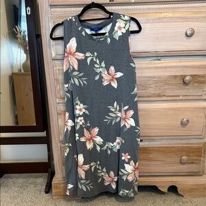 Apt. 9 Charcoal Floral Sleeveless Shift Dress with Coral & Cream Blooms